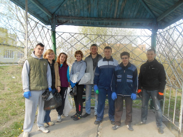 Волонтери зробили Квасилів чистим2